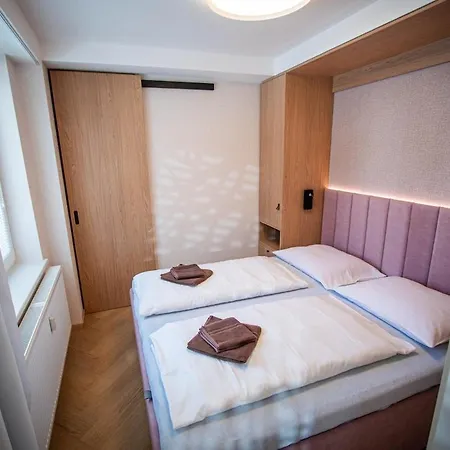 Apartament 2-Bedroom Apartment In Strbske Pleso